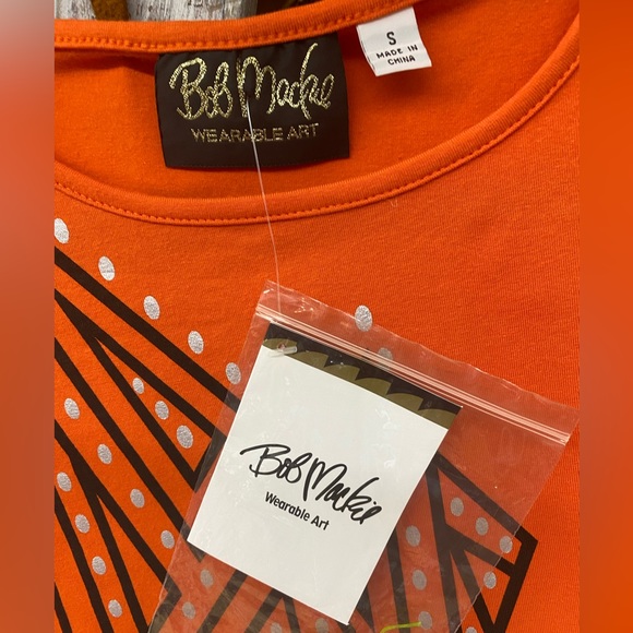 Orange beautiful woman’s shirt sleeve top, size small brand new - Picture 2 of 4